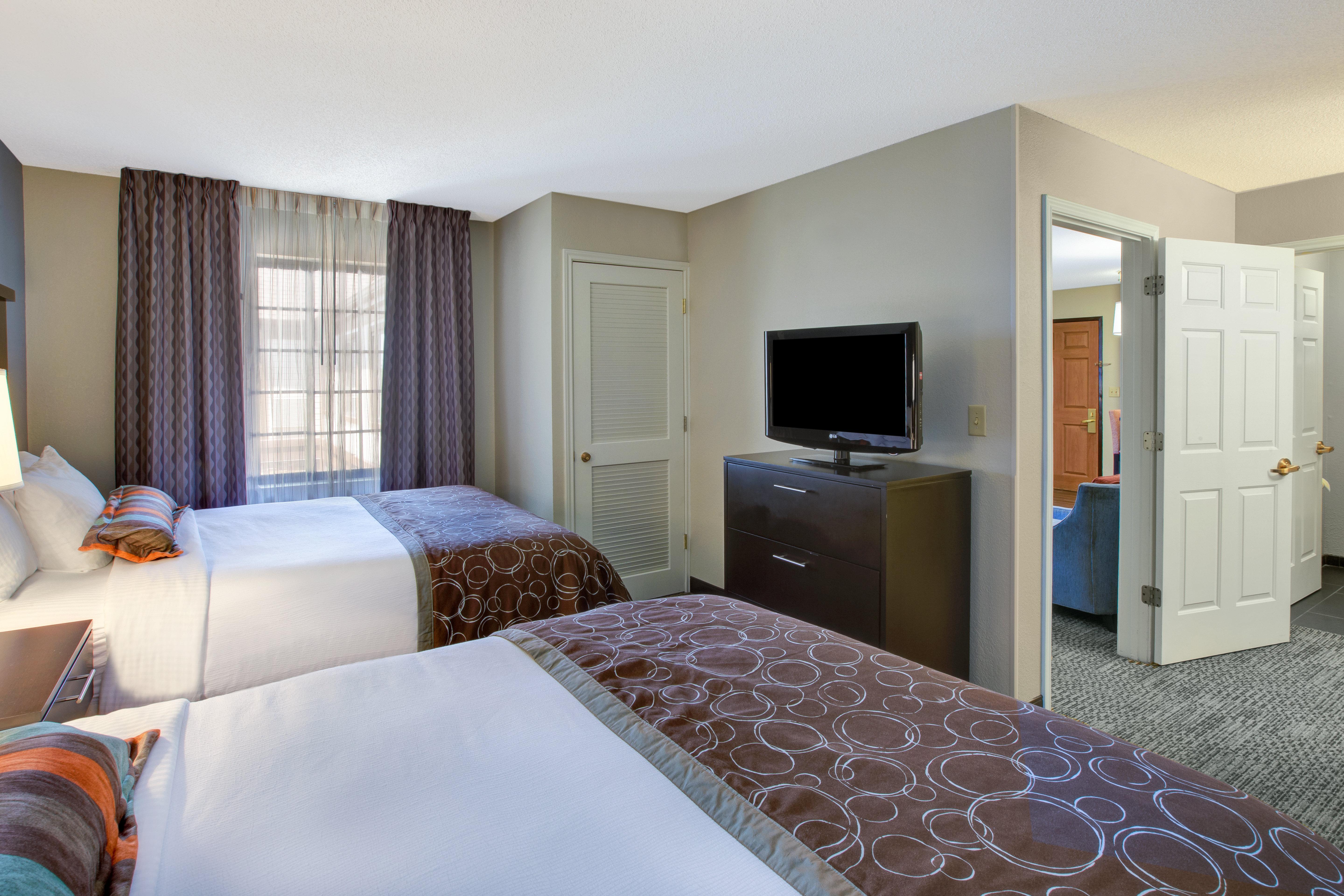 Staybridge Suites Louisville - East By Ihg Exterior foto