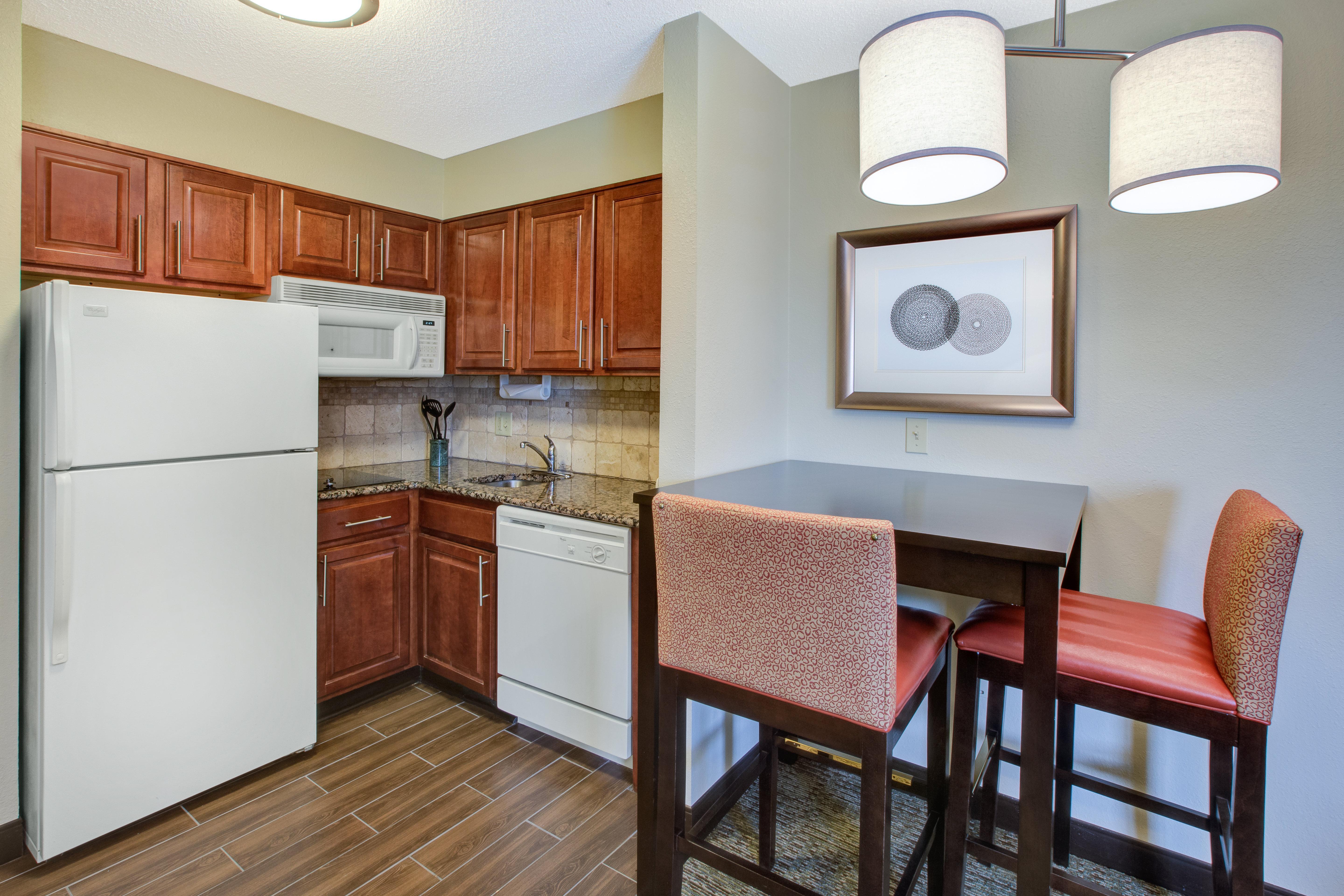 Staybridge Suites Louisville - East By Ihg Exterior foto