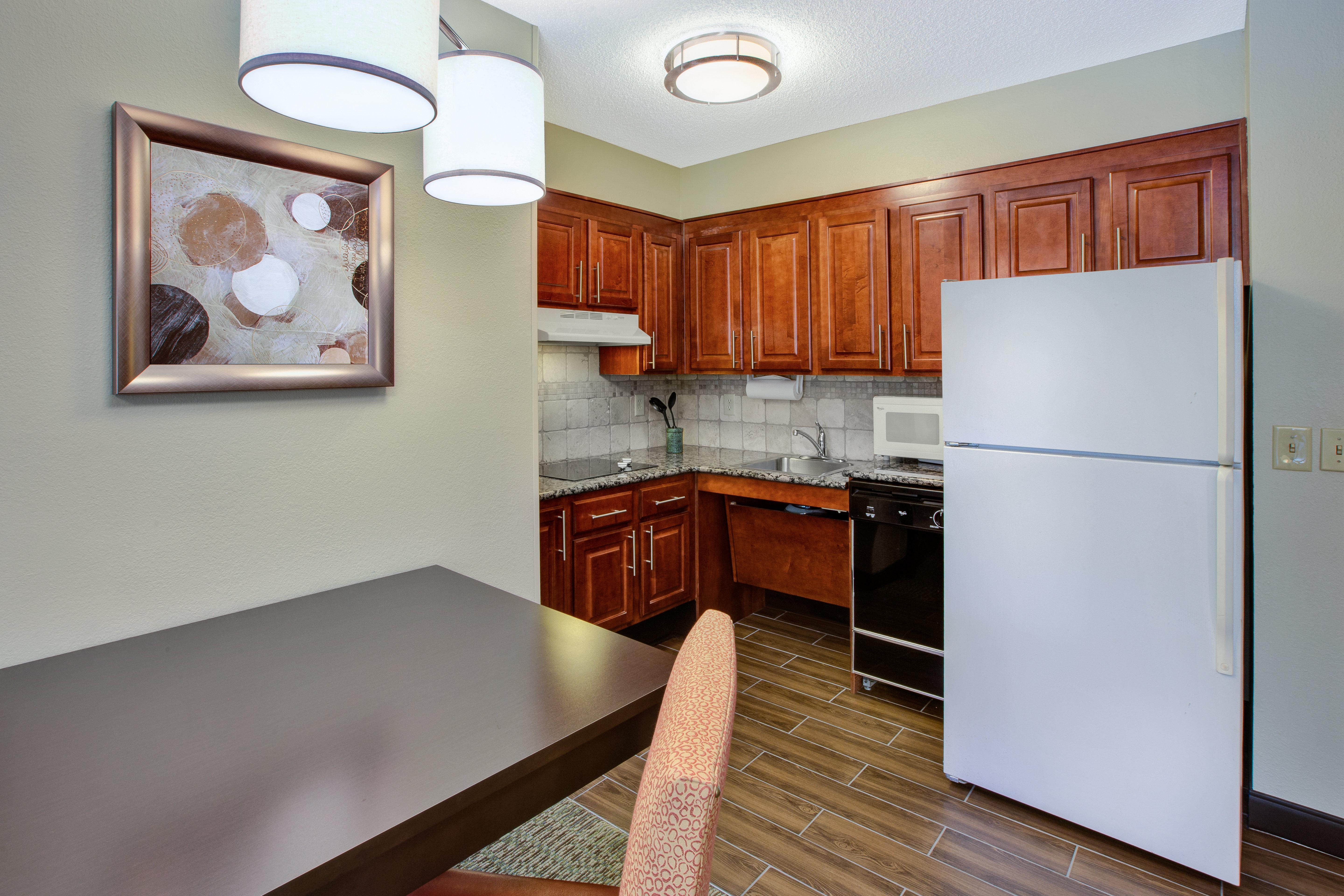 Staybridge Suites Louisville - East By Ihg Exterior foto