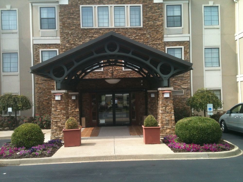 Staybridge Suites Louisville - East By Ihg Exterior foto